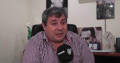 Marcelo Andrada: “Mi hijo fue condenado porque en su Facebook tiene la foto con el compañero Hugo Moyano”. Marcelo Andrada: “Mi hijo fue condenado porque en su Facebook tiene la foto con el compañero Hugo Moyano”.