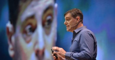 Empresarios, políticos y académicos analizan las nuevas perspectivas argentinas. Empresarios, políticos y académicos analizan las nuevas perspectivas argentinas.