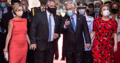 #FueraFernandezDeChile: la visita que generó bronca en los chilenos #FueraFernandezDeChile: la visita que generó bronca en los chilenos