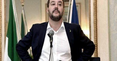 Italia: Salvini va a juicio por “secuestrar” a los pasajeros de un barco con migrantes Italia: Salvini va a juicio por “secuestrar” a los pasajeros de un barco con migrantes