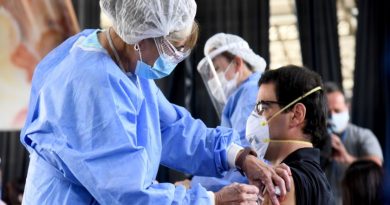 Covid-19: Santa Fe llevó adelante la vacunación de personas trasplantadas y pcientes con fibrosis quística Covid-19: Santa Fe llevó adelante la vacunación de personas trasplantadas y pcientes con fibrosis quística